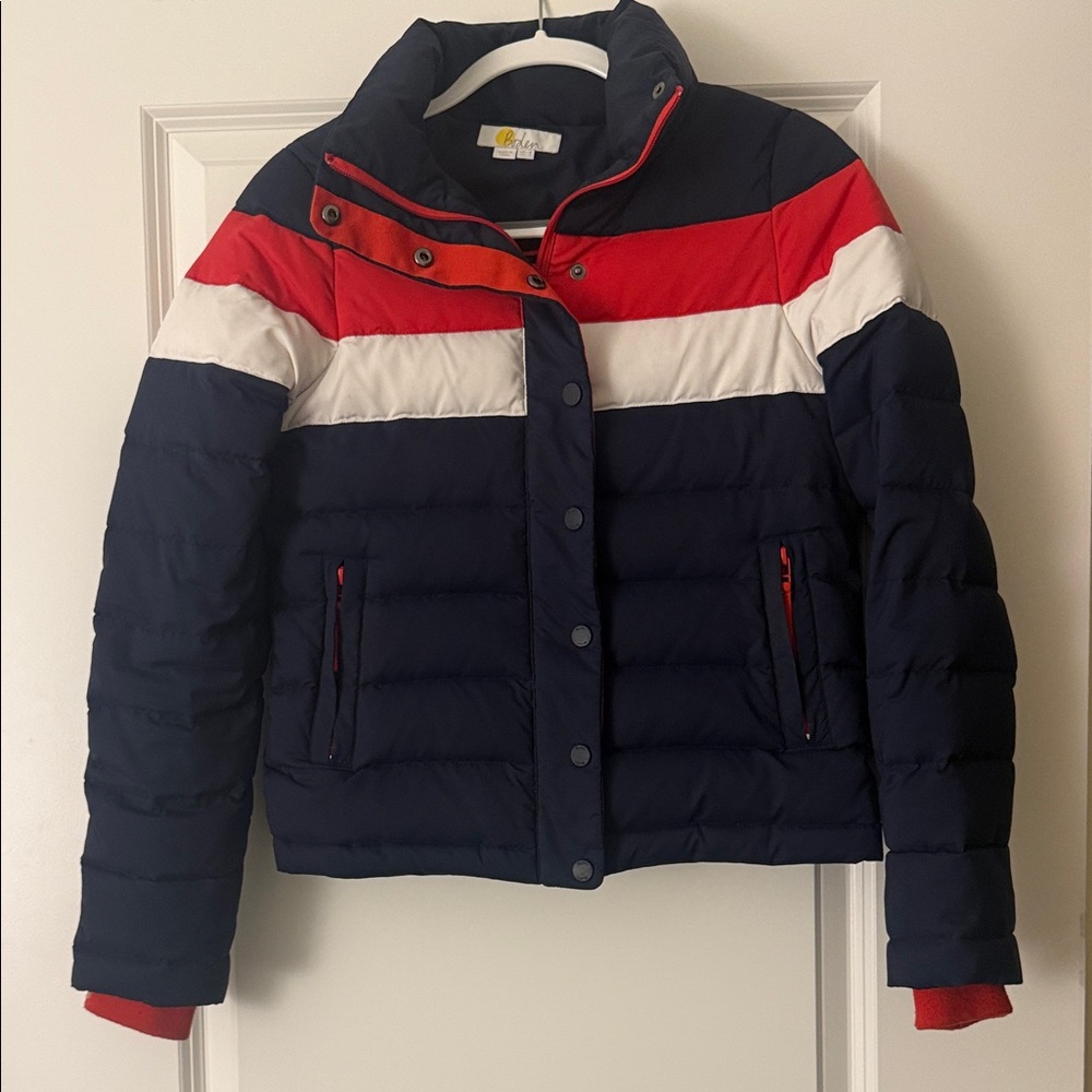 Boden women’s Red, White, and navy Blue Puffer Jacket size US 4. Small. Like new